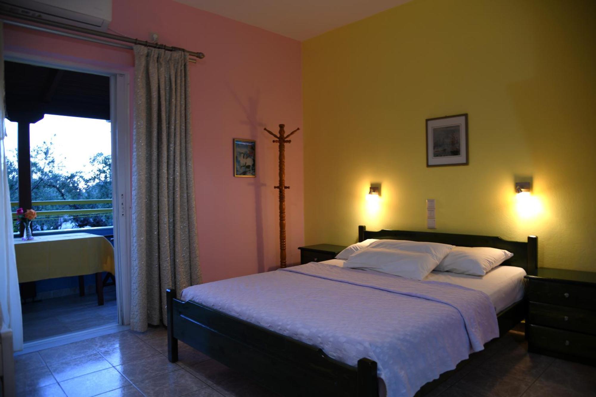 Elena Apartments Stoypa Stoupa Luaran gambar