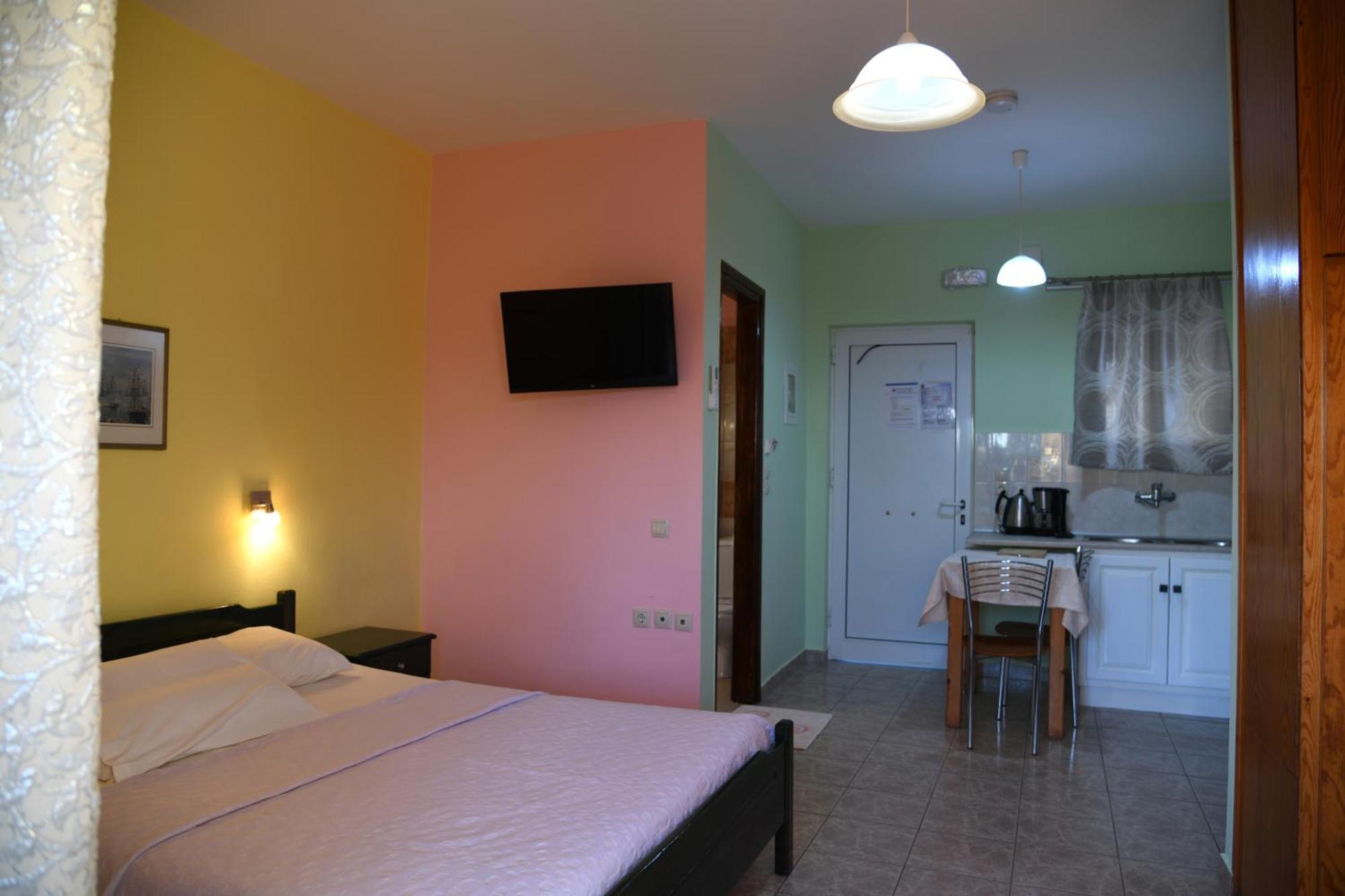 Elena Apartments Stoypa Stoupa Luaran gambar
