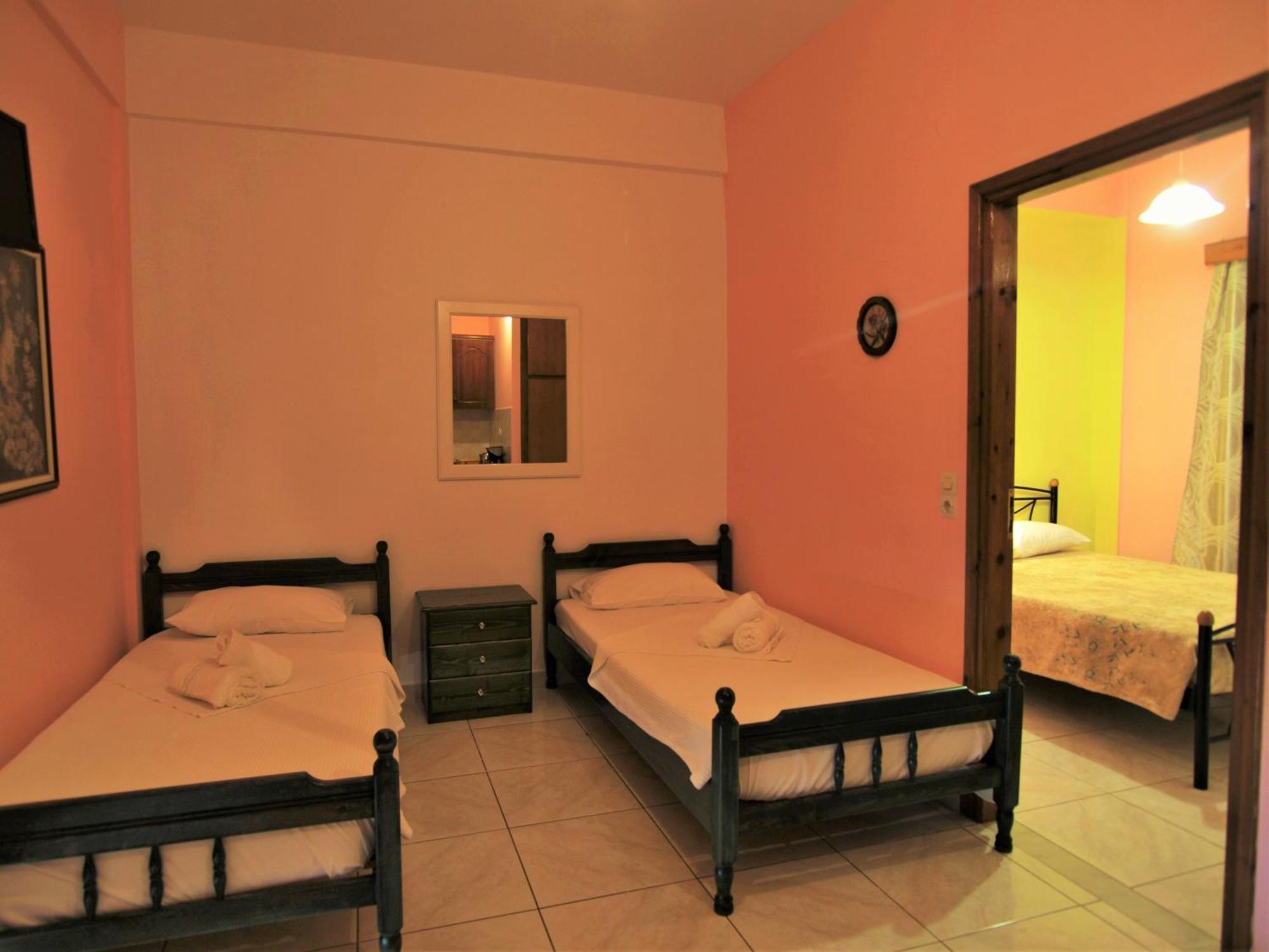 Elena Apartments Stoypa Stoupa Luaran gambar