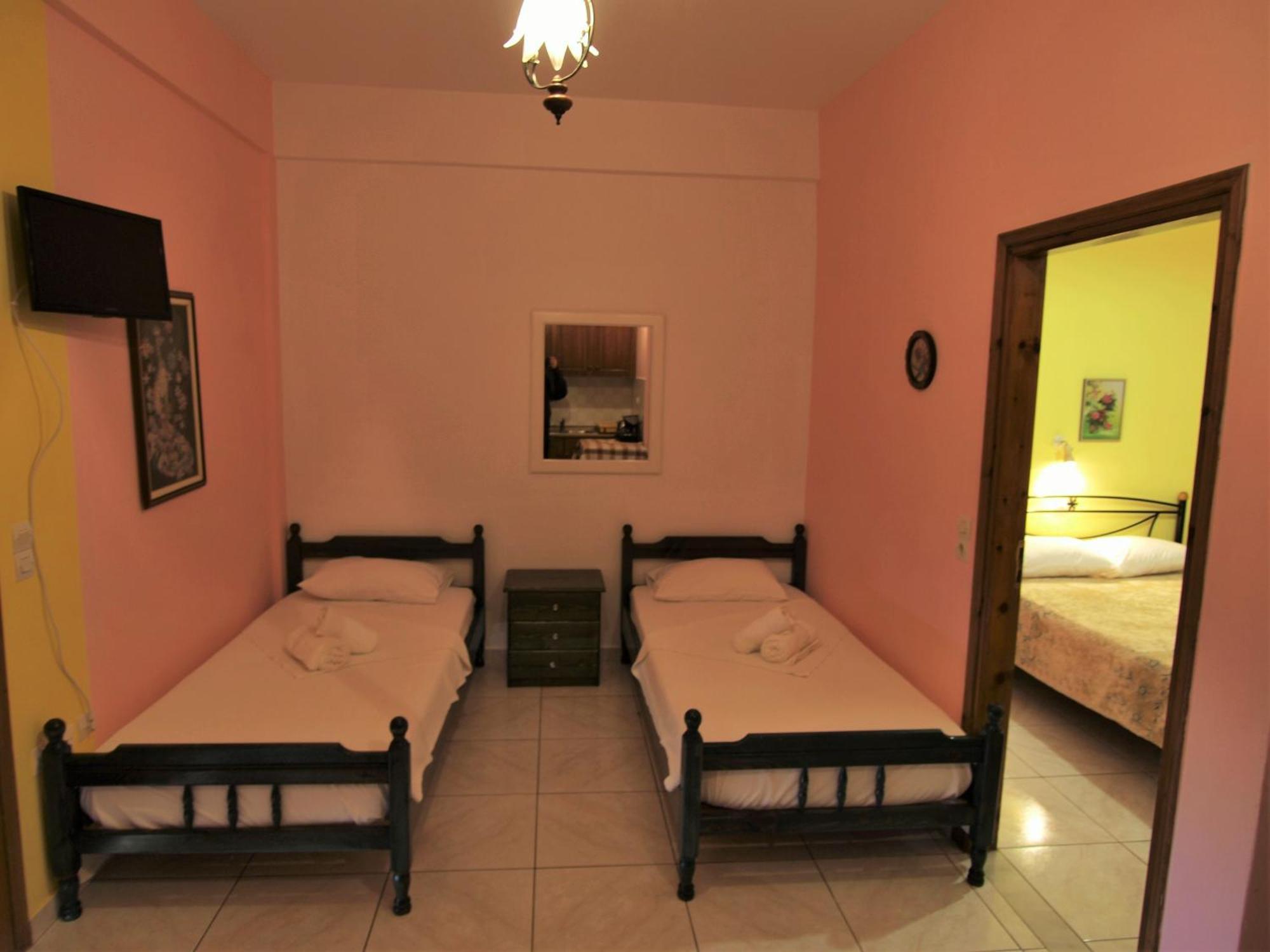 Elena Apartments Stoypa Stoupa Luaran gambar