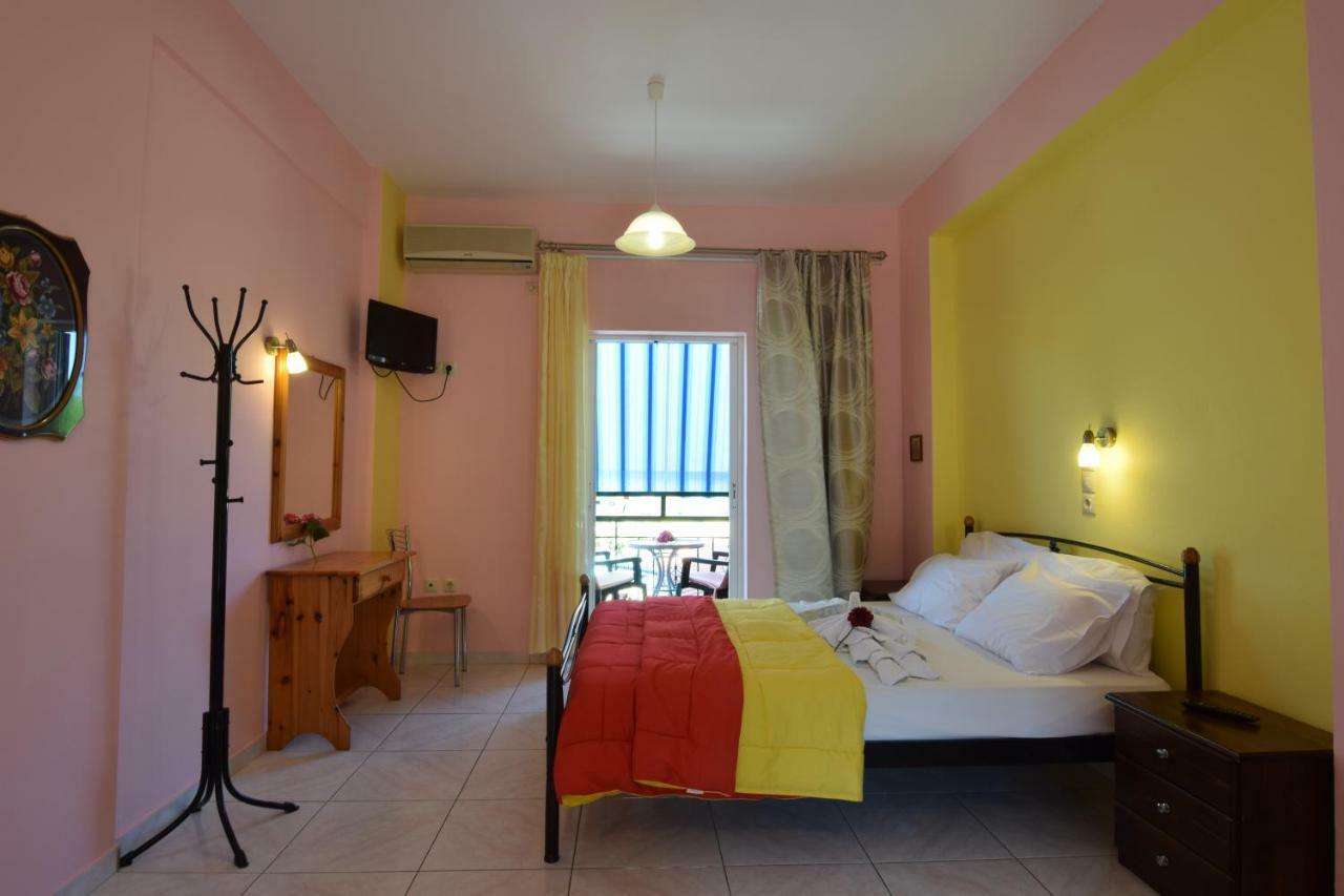 Elena Apartments Stoypa Stoupa Luaran gambar